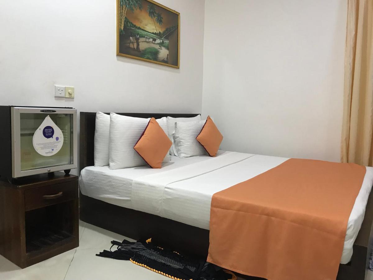 Paris Garden Resort Тринкомале Екстериор снимка