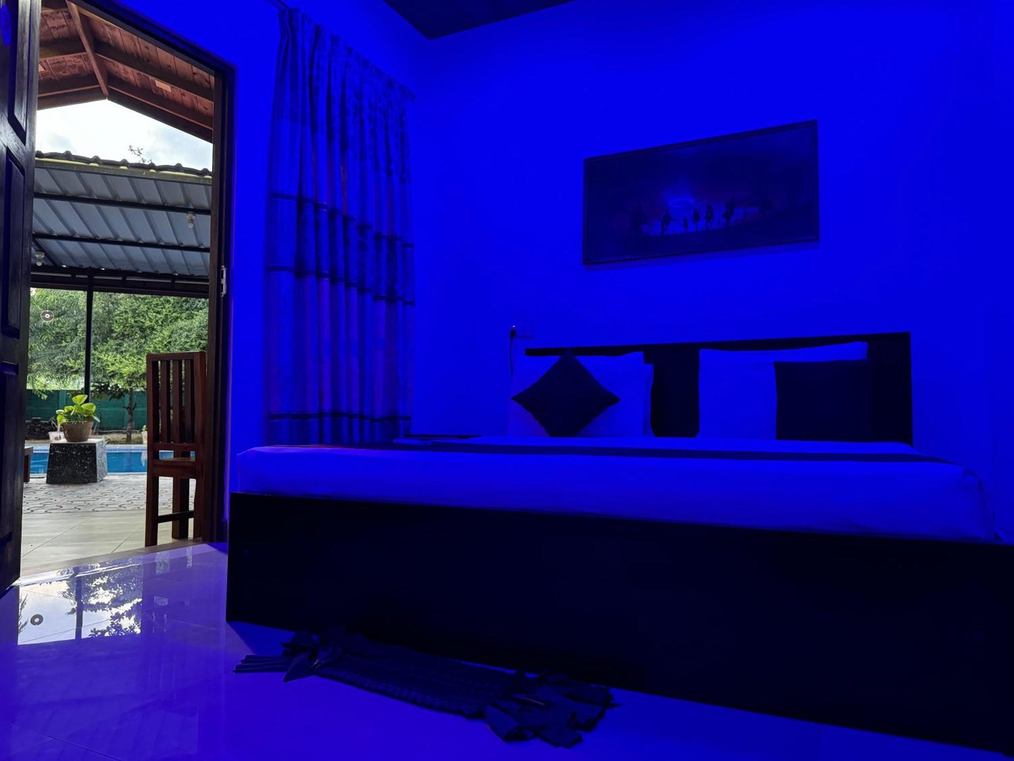 Paris Garden Resort Тринкомале Екстериор снимка