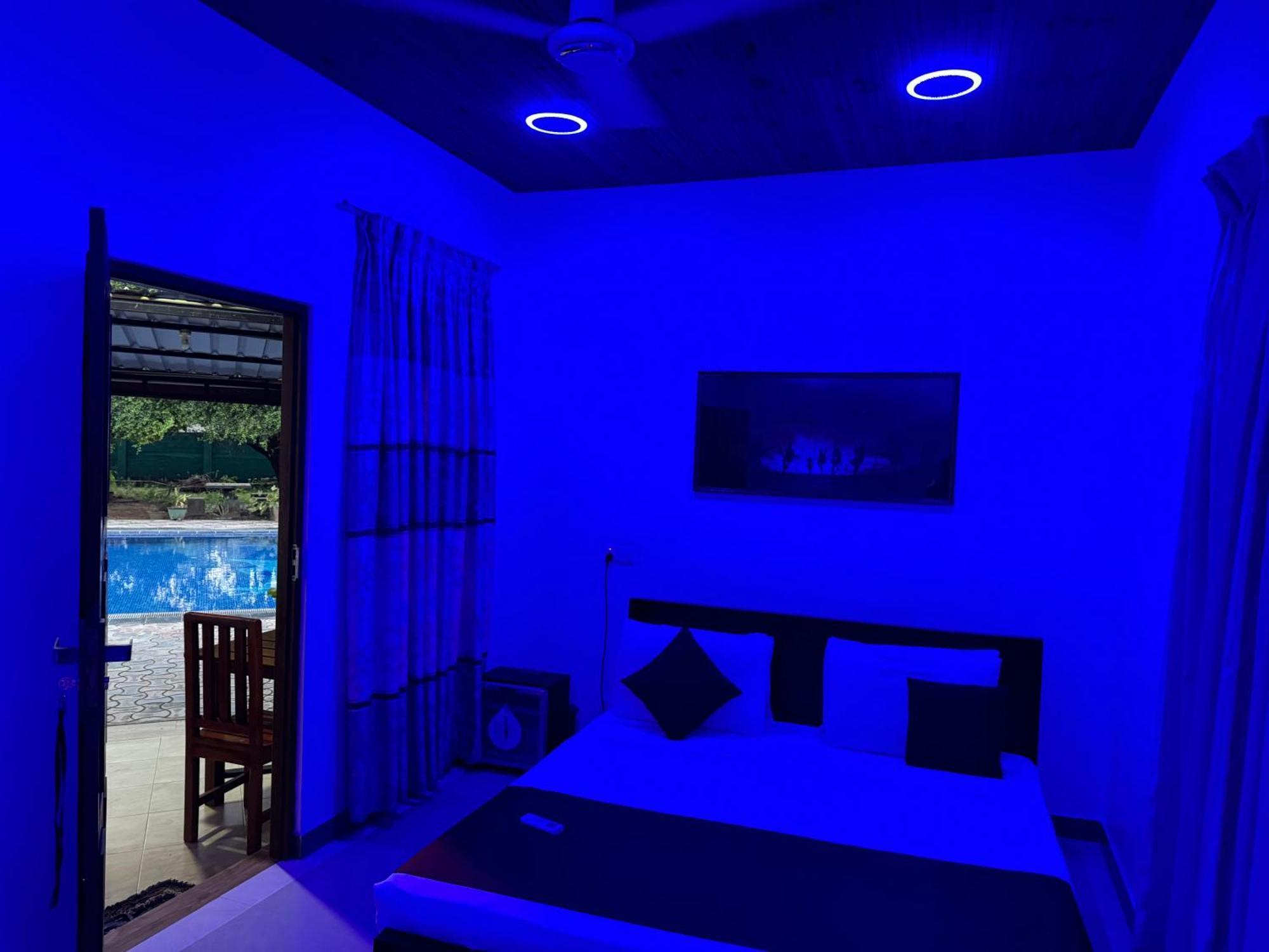 Paris Garden Resort Тринкомале Екстериор снимка